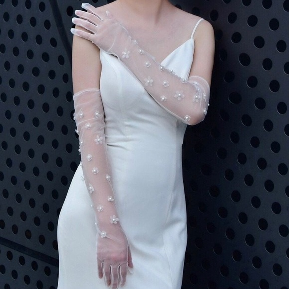 Accessories - Pearl Long Tulle Bridal Gloves